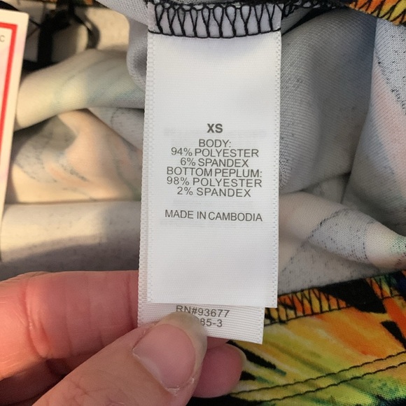 Bisou Bisou Black mermaid flutter peplum black pensil skirt birds of paradise XS - Picture 4 of 8